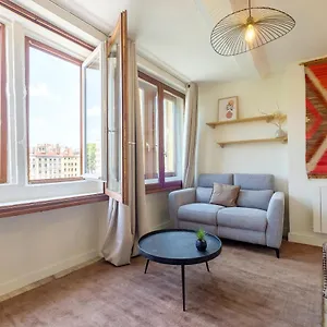 honor-suite-saint-paul.hotels-rhonealpes.com/